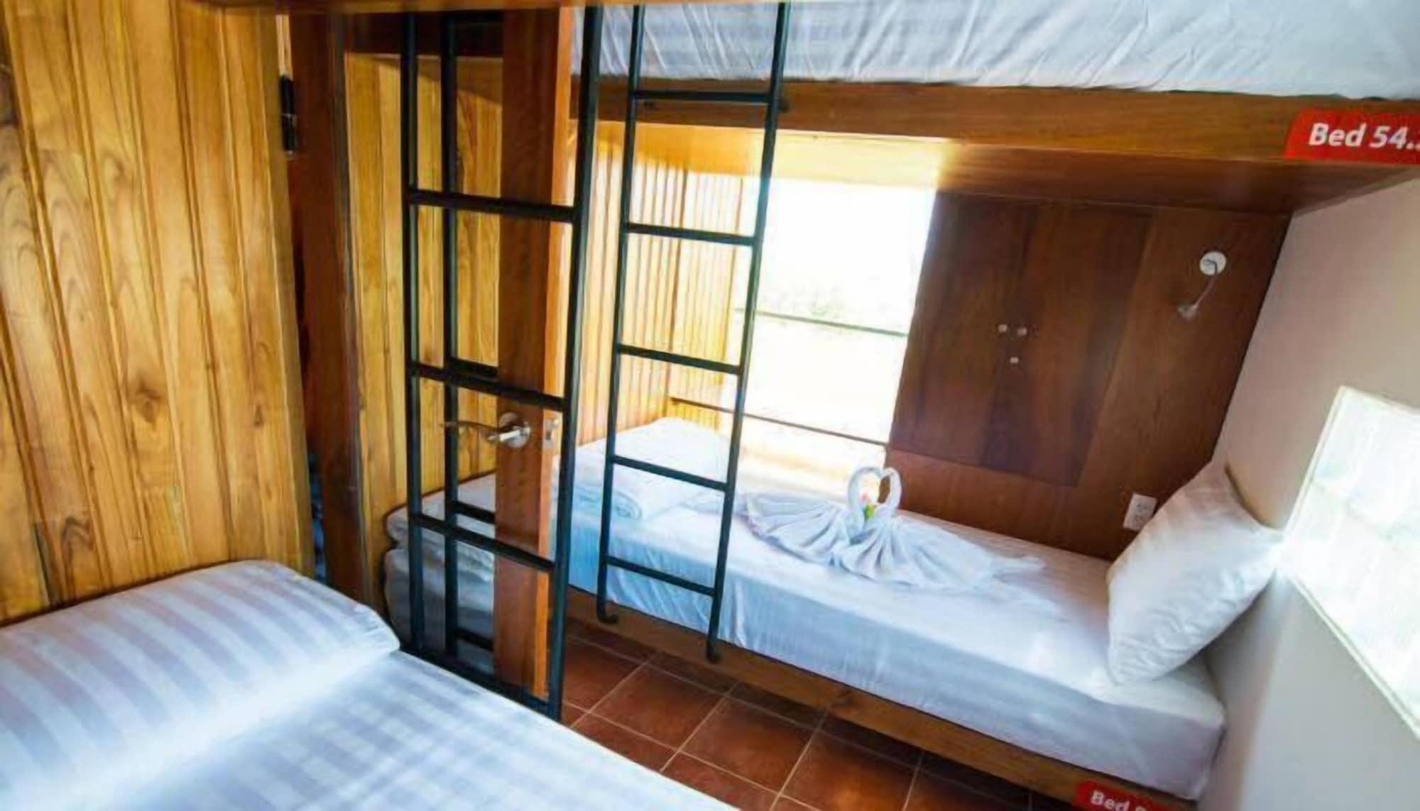 Tabalo Hostel Nha Trang Exterior foto
